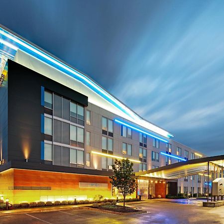 อะลอฟต์ โบริงโบรค Hotel โบลิงโบรก ภายนอก รูปภาพ