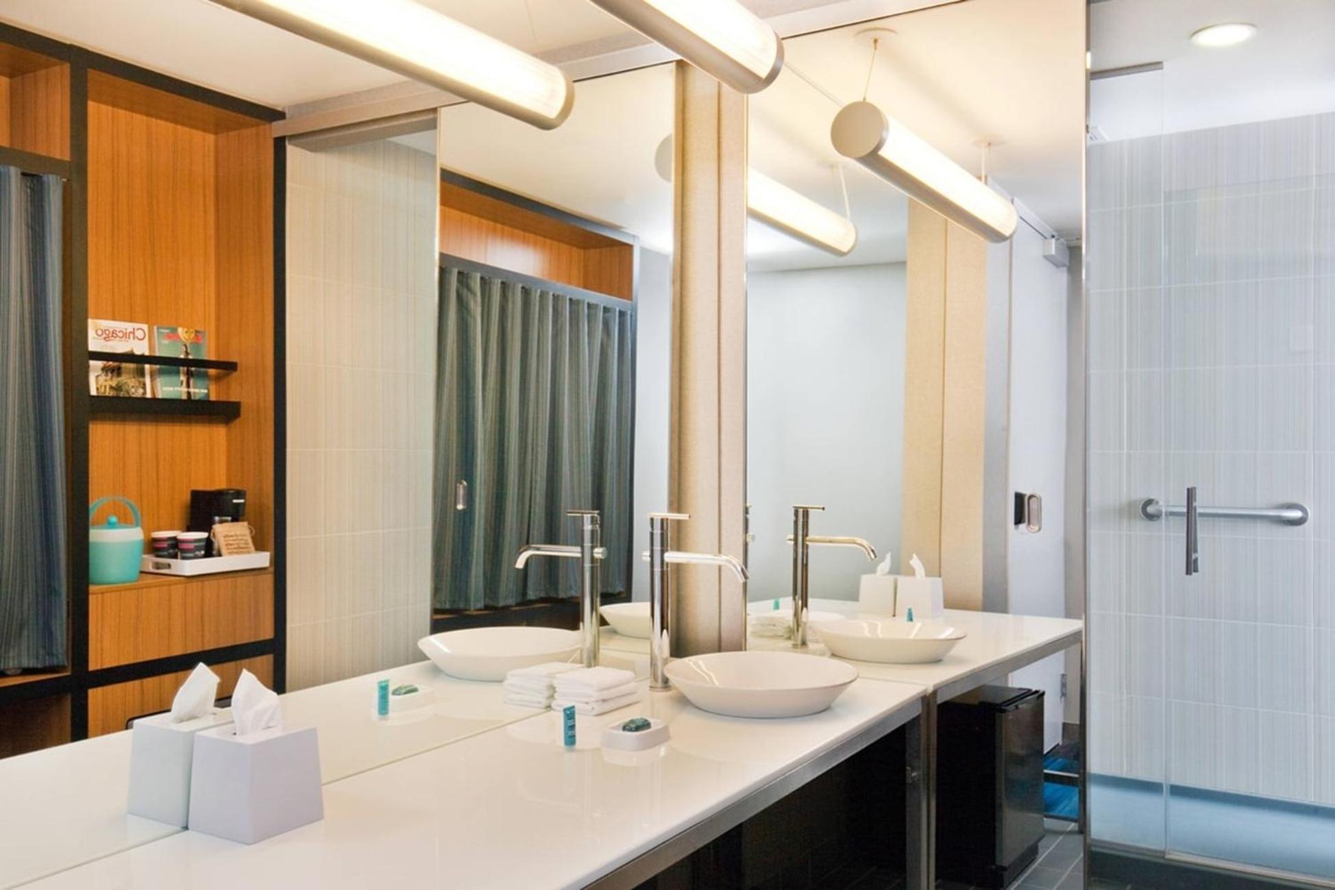 อะลอฟต์ โบริงโบรค Hotel โบลิงโบรก ภายนอก รูปภาพ